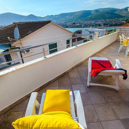 Apartment Ive Трогір Екстер'єр фото