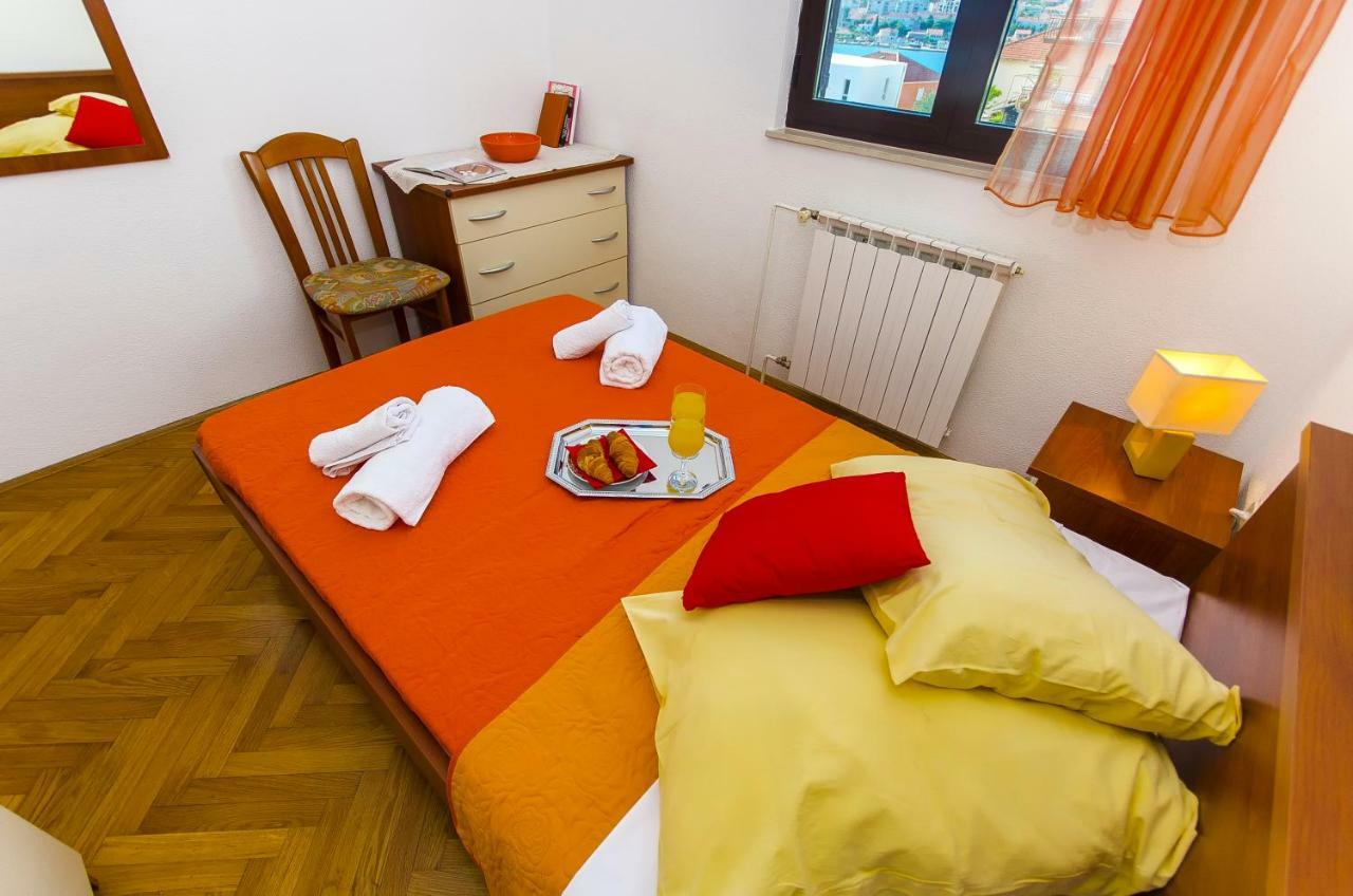 Apartment Ive Трогір Екстер'єр фото