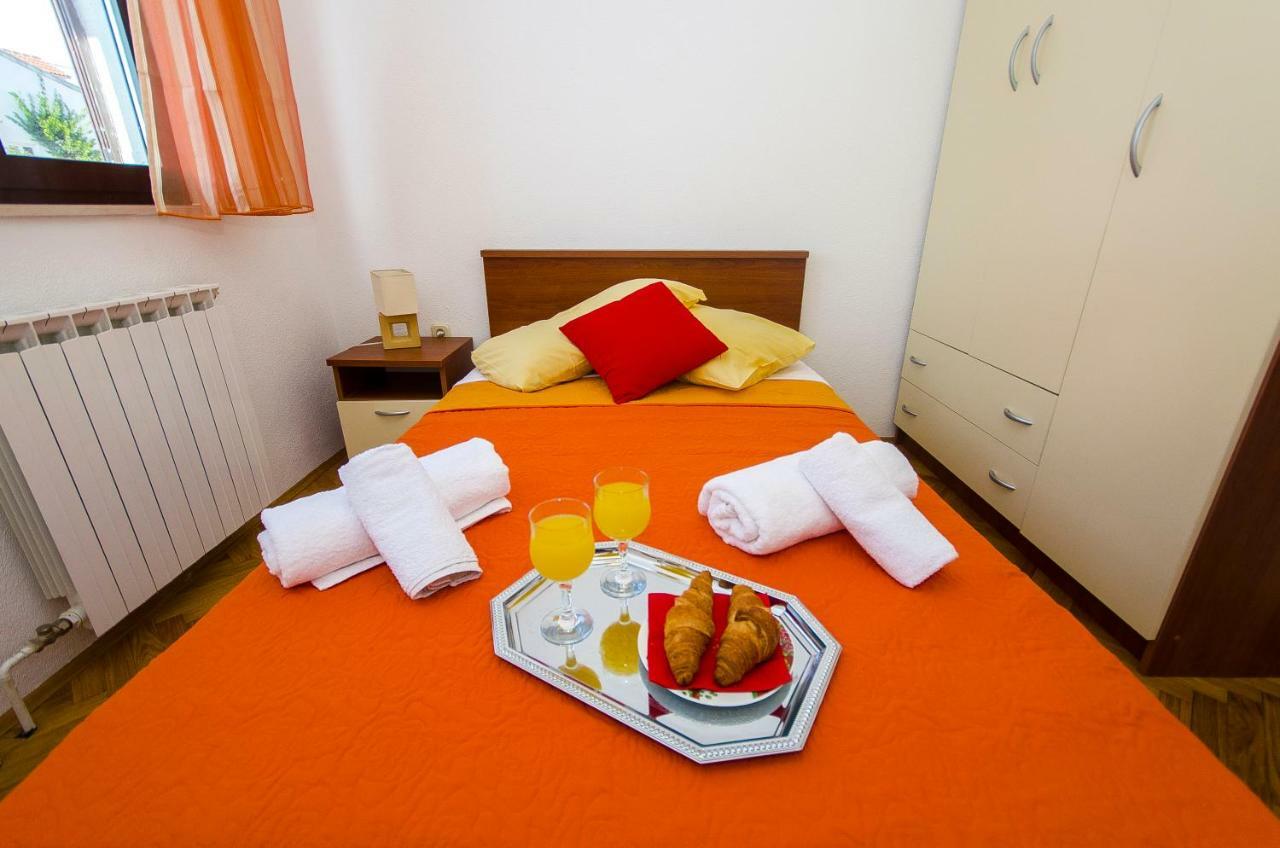 Apartment Ive Трогір Екстер'єр фото