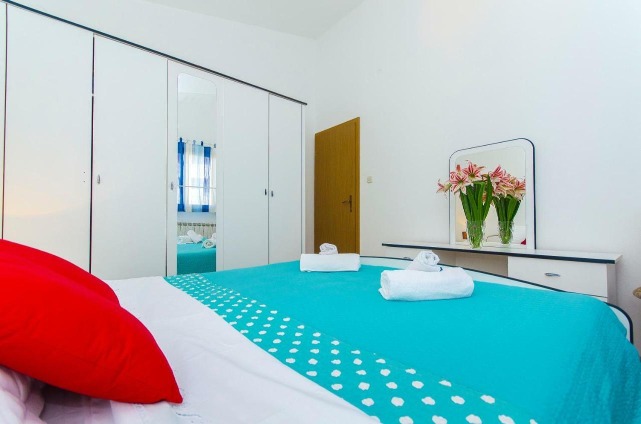 Apartment Ive Трогір Екстер'єр фото