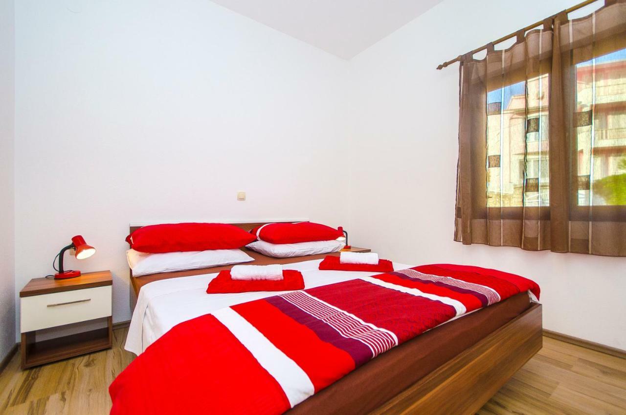 Apartment Ive Трогір Екстер'єр фото